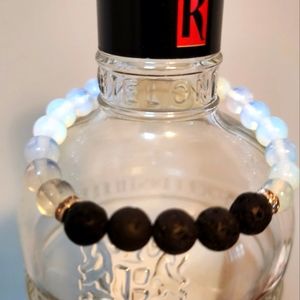 Moonstone Opalite and lava rock essential oil diffuser aromatherapy bracelet NWT